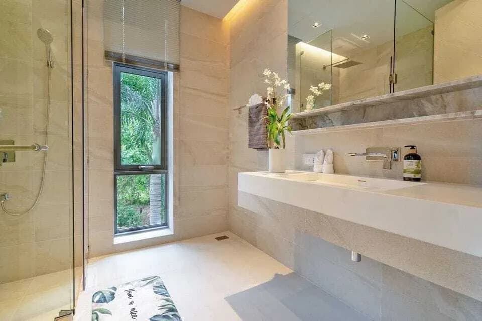 Villa moderne avec piscine privée 3 chambres à Kamala — Photo 1