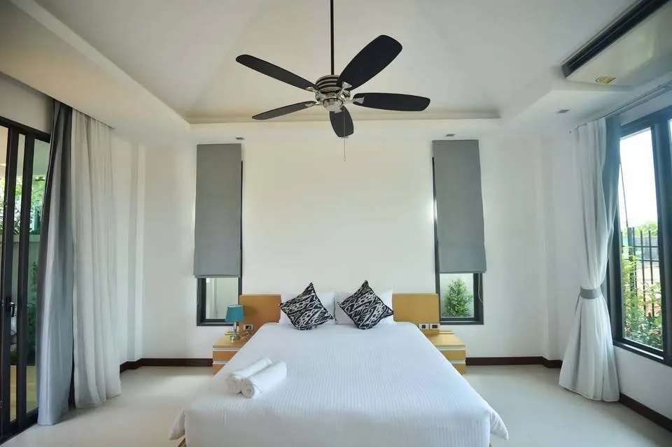 Villa de luxe avec piscine privée 3 chambres à louer à Pasak, Cherng Talay, Phuket — Miniature 2