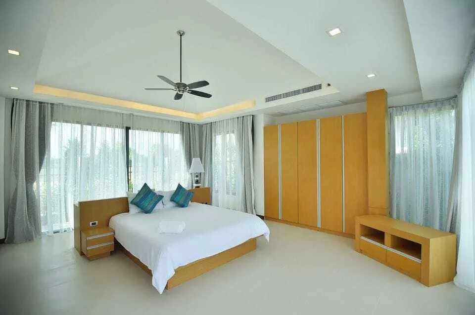 Villa de luxe avec piscine privée 3 chambres à louer à Pasak, Cherng Talay, Phuket — Miniature 9