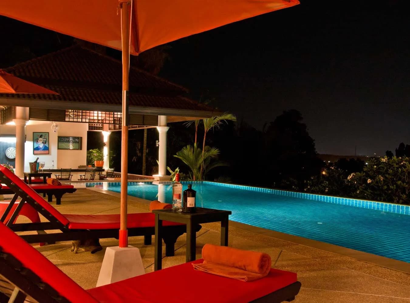 Villa privée avec piscine 6 chambres à vendre à Choeng Thale — Miniature 5