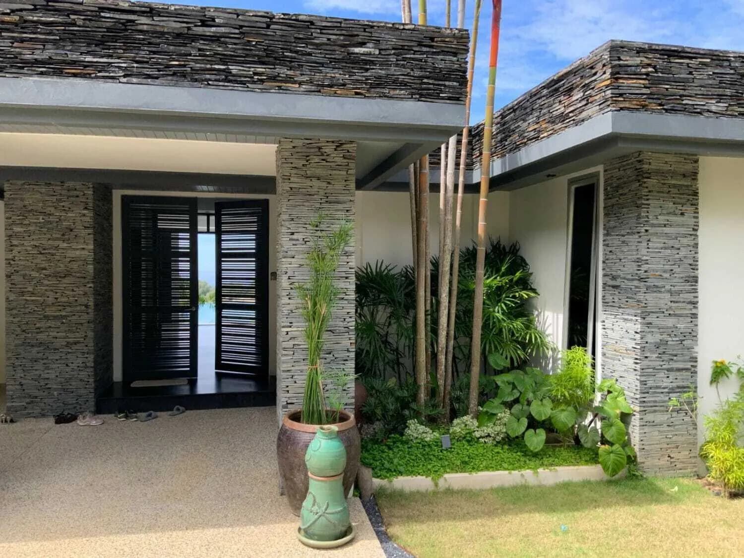 Villa de luxe avec piscine privée 4 chambres à vendre dans le secteur de Laguna — Miniature 3