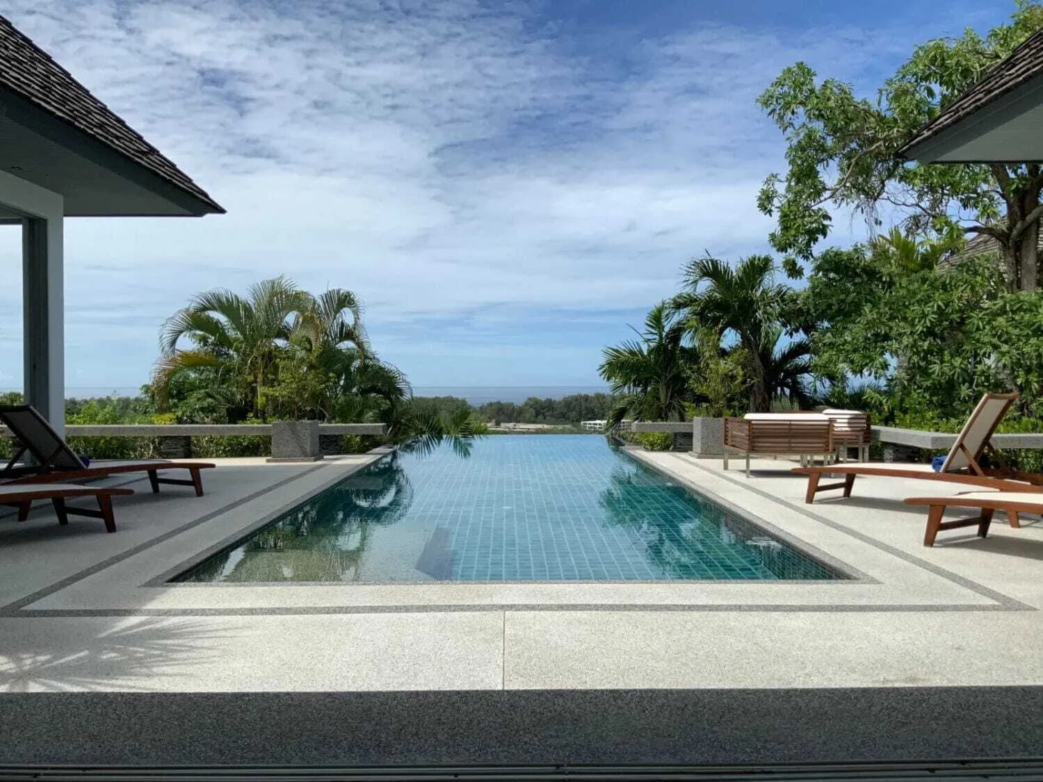 Villa de luxe avec piscine privée 4 chambres à vendre dans le secteur de Laguna — Miniature 6