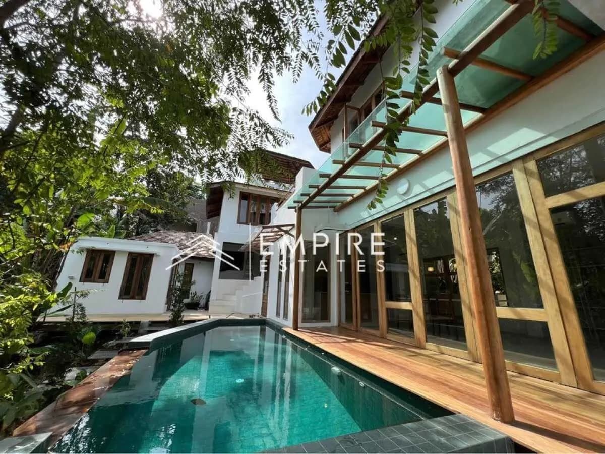 Belle villa 4 chambres avec piscine privée à louer — Photo 1