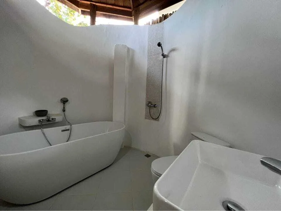 Belle villa 4 chambres avec piscine privée à louer — Miniature 14