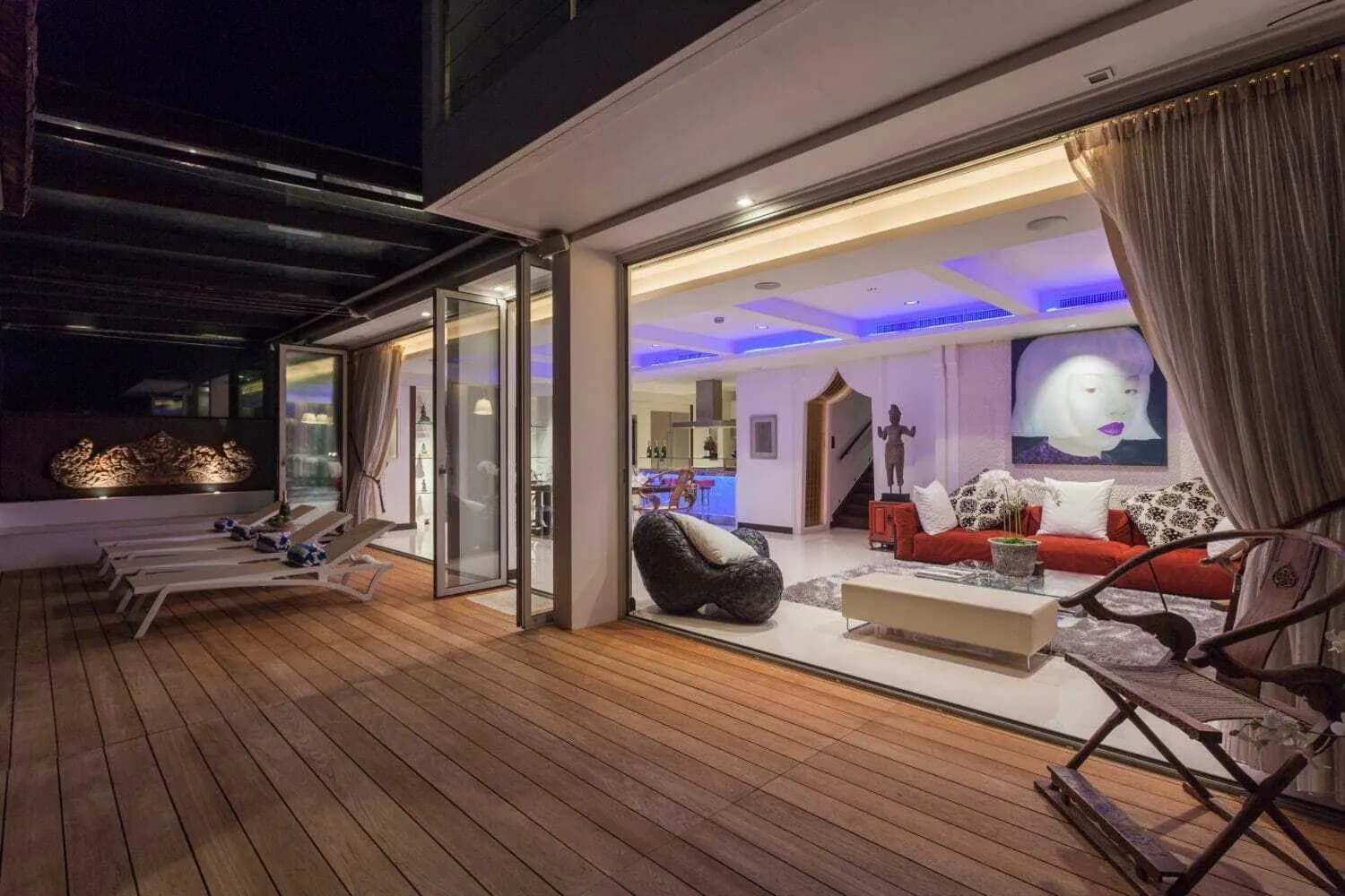 Vue mer – Villa 3 chambres avec piscine privée à louer à Surin — Miniature 8