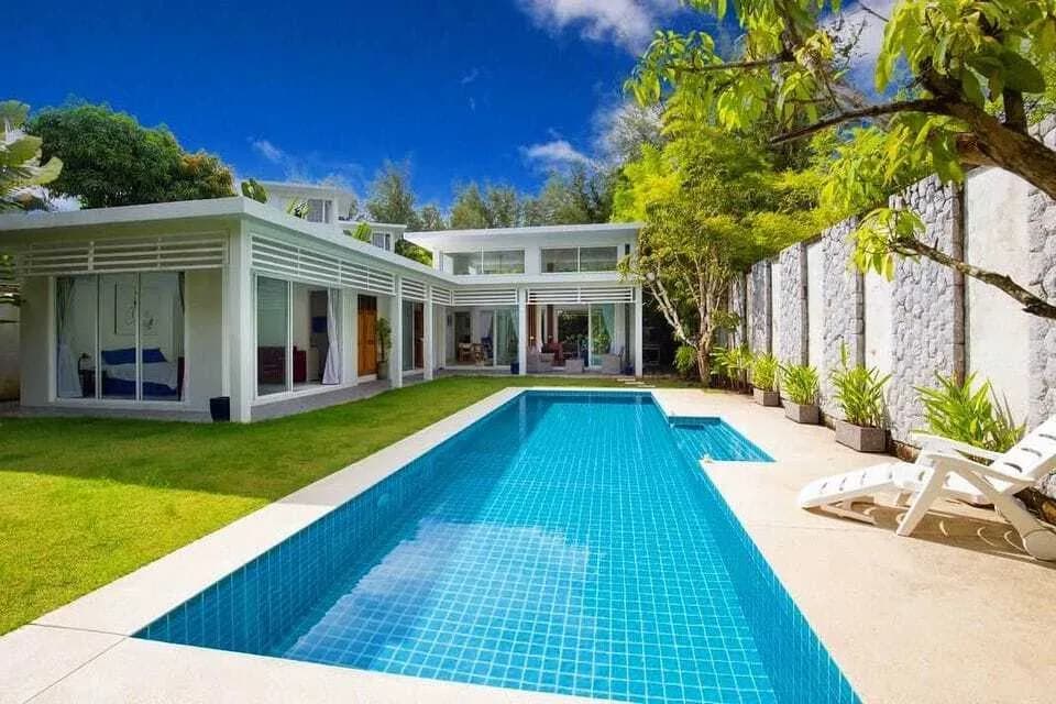 Villa moderne 4 chambres avec piscine privée à louer — Miniature 3