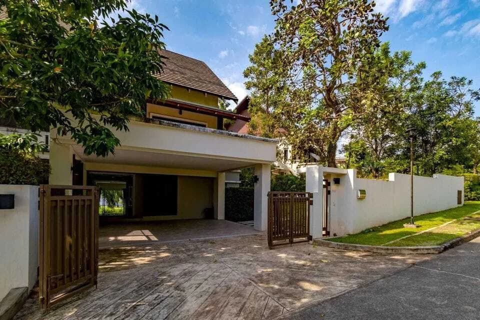 Villa 4 chambres avec piscine privée et vue sur le golf à louer — Miniature 12