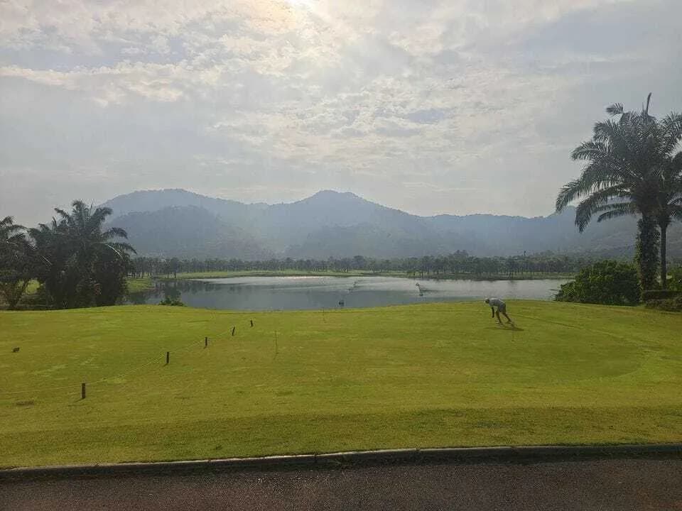 Villa 4 chambres avec piscine privée et vue sur le golf à louer — Miniature 18