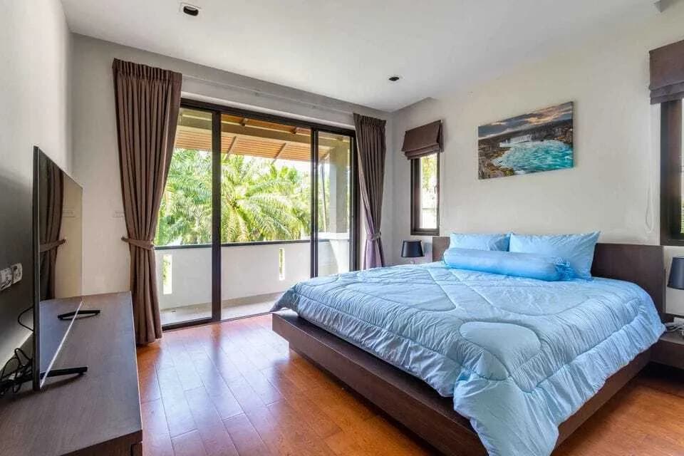 Villa 4 chambres avec piscine privée et vue sur le golf à louer — Miniature 19