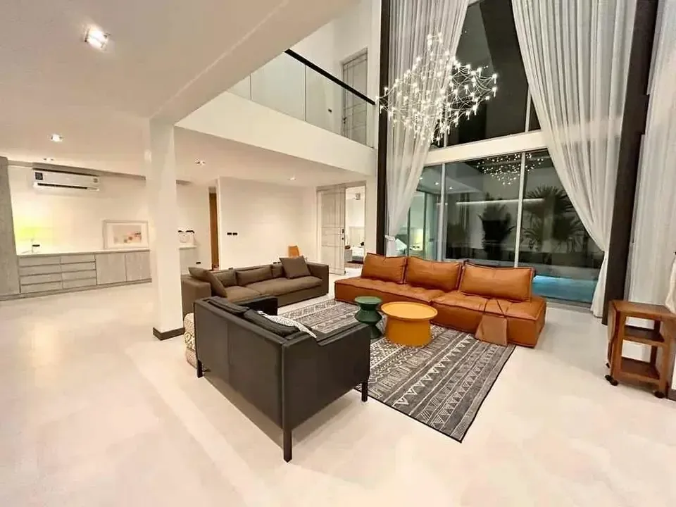 Villa moderne 4 chambres avec piscine privée à Pasak 8, Choeng Thale — Photo 1