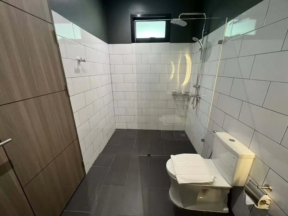 Villa 3 chambres acceptant les animaux avec piscine d'eau salée à Bang Tao — Miniature 7