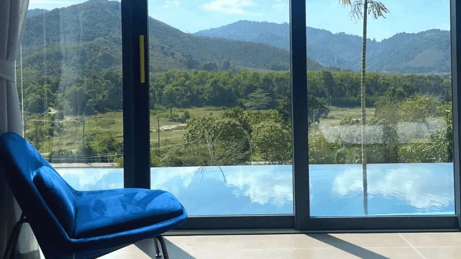 Villa privée avec piscine 4 chambres à vendre à Choeng Thale — Miniature 10