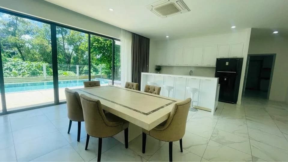 Villa de luxe 4 chambres avec piscine privée à louer à Phuket — Miniature 5