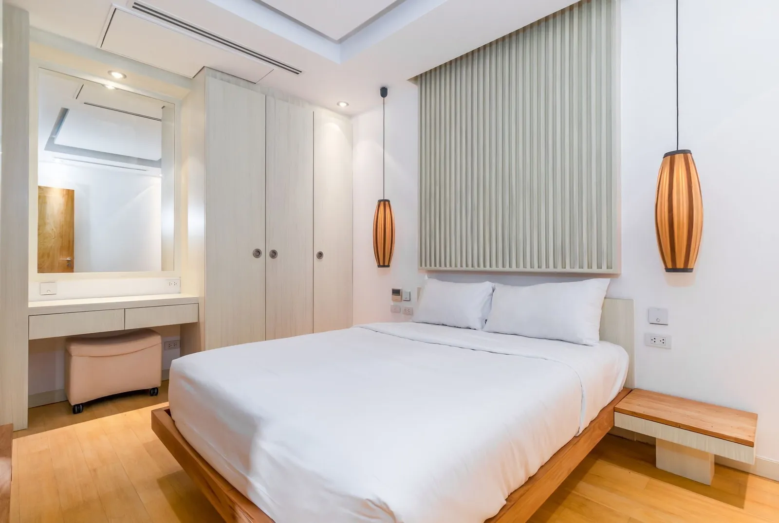 Appartement en bord de mer 2 chambres à louer à Bang Tao – Emplacement de choix & vues superbes — Photo 1