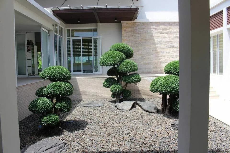 Villa 4 chambres avec grand jardin et piscine privée à louer à Kathu — Miniature 3