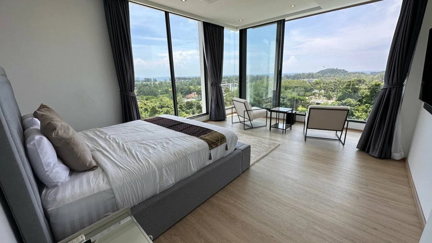 Luxueuse villa avec piscine privée 6 chambres vue mer à vendre à Layan — Miniature 16