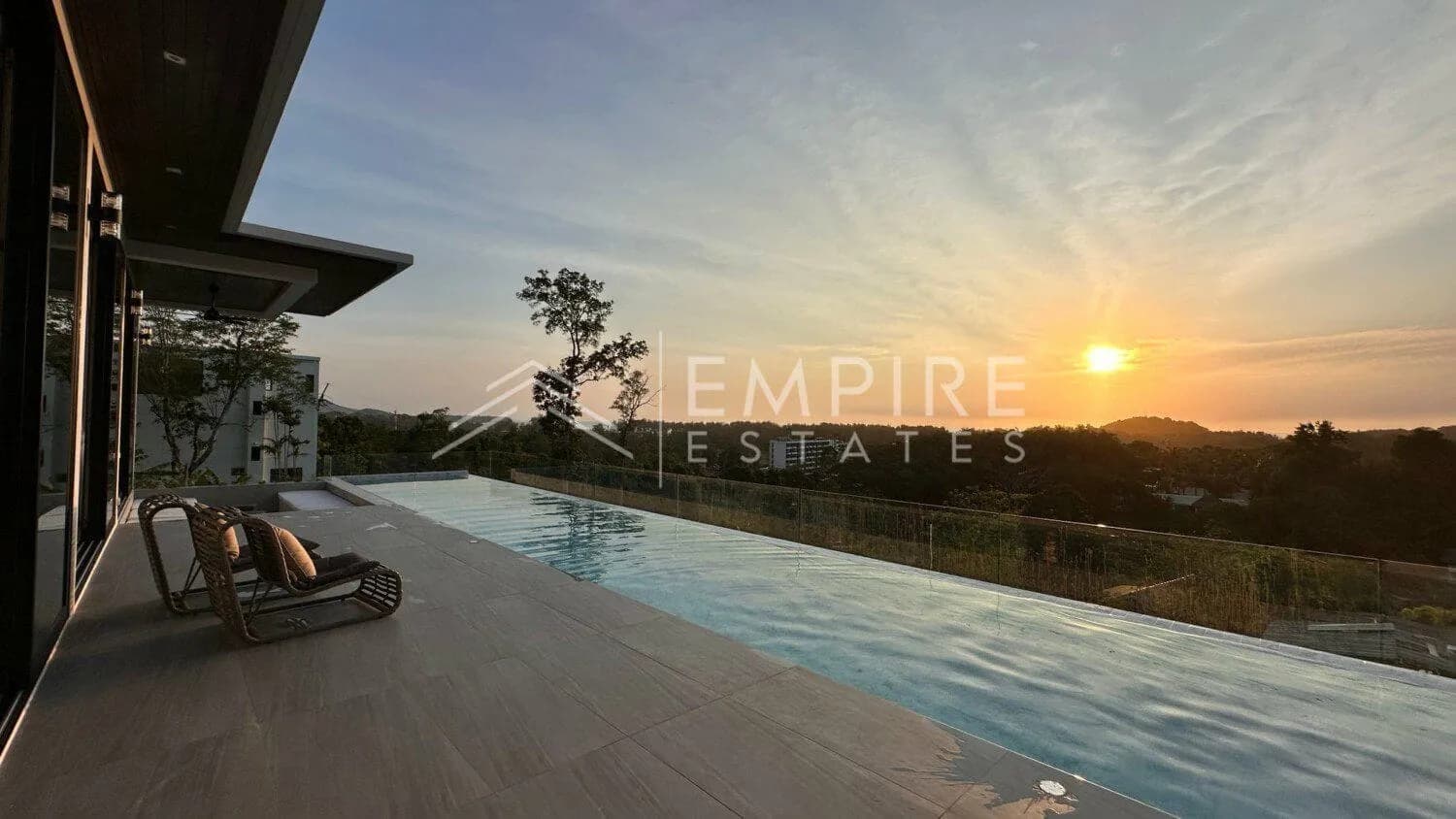 Villa de luxe 4 chambres vue mer avec piscine privée à Layan