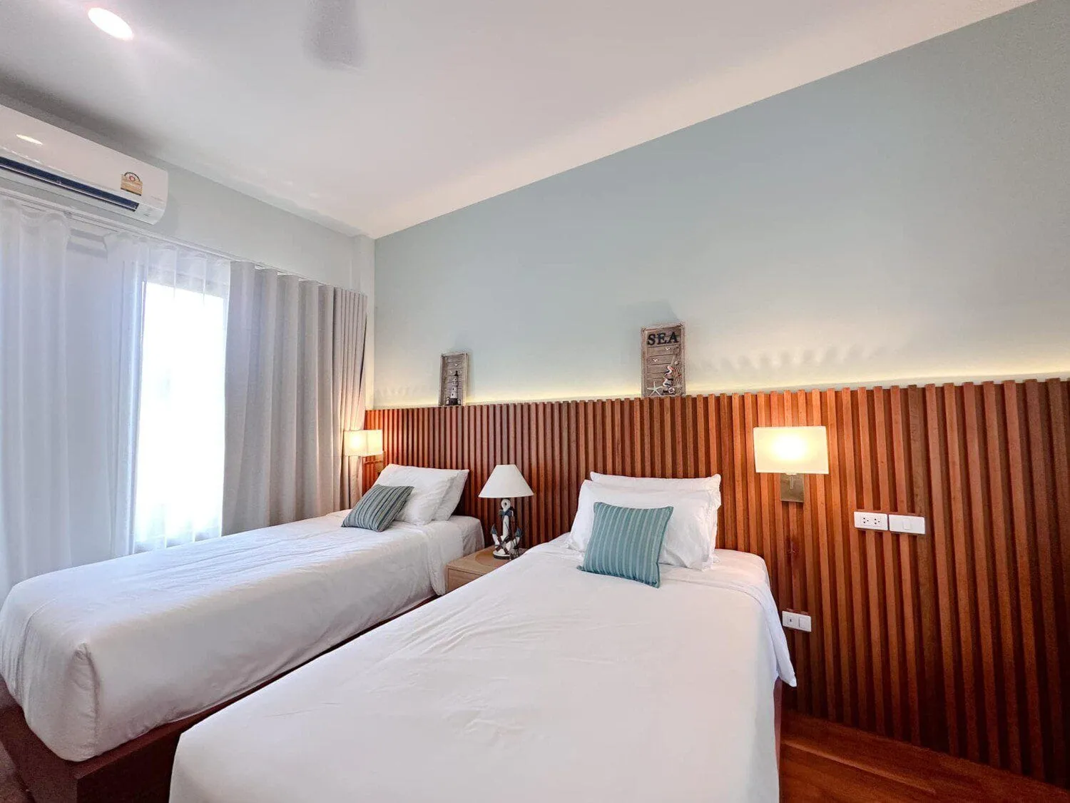 Superbe villa avec piscine 4 chambres à louer, Cape Panwa, Phuket — Miniature 29