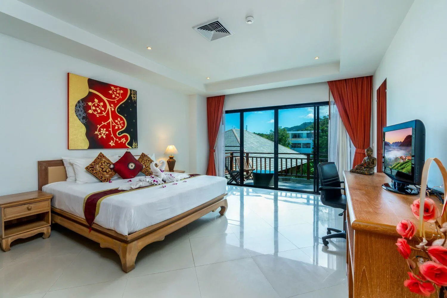 Penthouse 3 chambres avec piscine privée à vendre à Choeng Thale, Phuket — Miniature 8