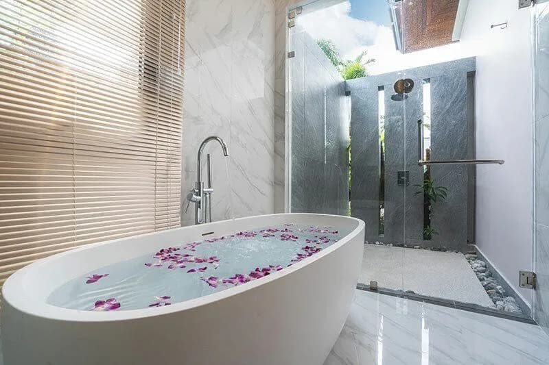 Villa 3 chambres avec piscine privée à vendre à Choeng Thale, Phuket — Miniature 4