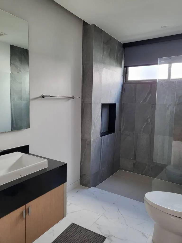 Villa avec piscine 3 chambres à louer près de la BISP – à Ratsada, Mueang Phuket — Miniature 7