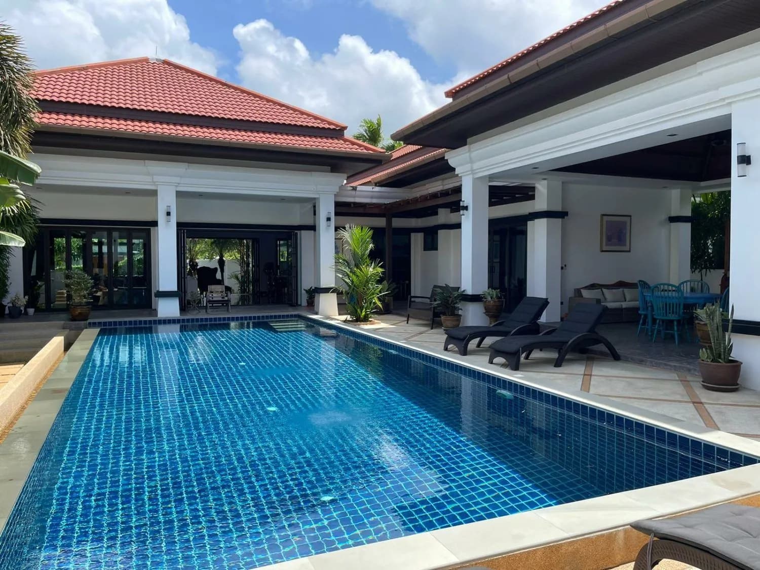 Villa exclusive 4 chambres à louer à Choeng Thale — Photo 1