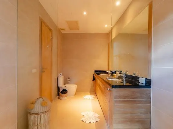 Villa 3 chambres de 600 m² avec piscine privée à vendre à Bang Tao, Phuket — Miniature 3