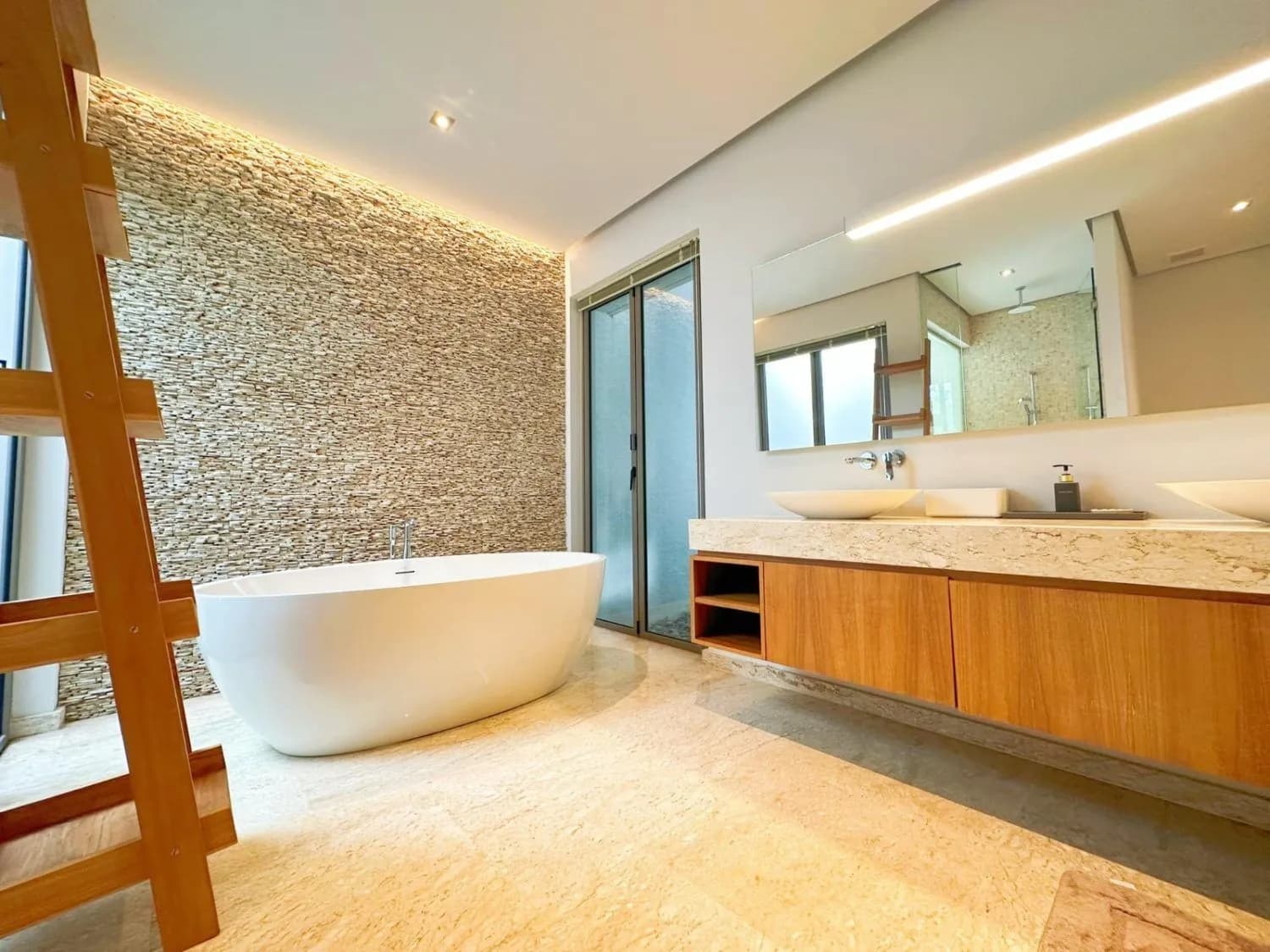 Anchan Grand Residence, villa 4 chambres de 1 105 m² avec piscine à vendre à Choeng Thale, Phuket — Miniature 5