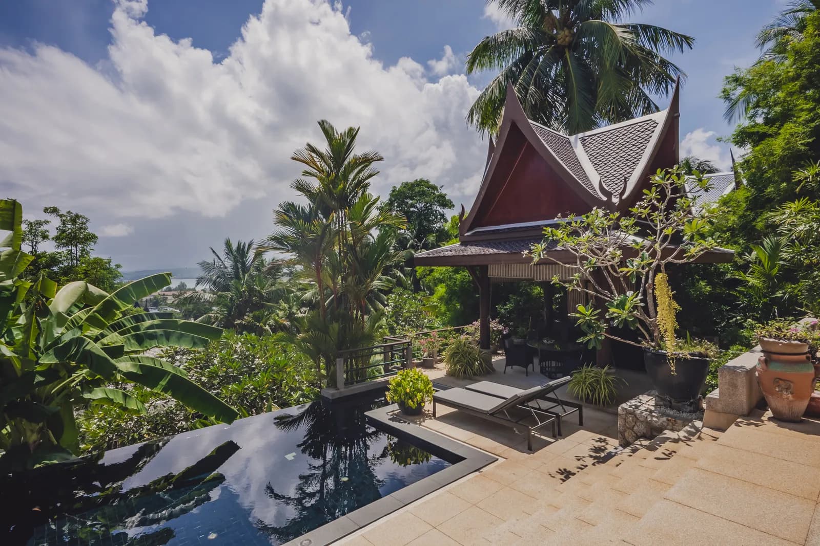Ayara Surin | Villa de luxe 3 chambres vue mer à louer — Miniature 8