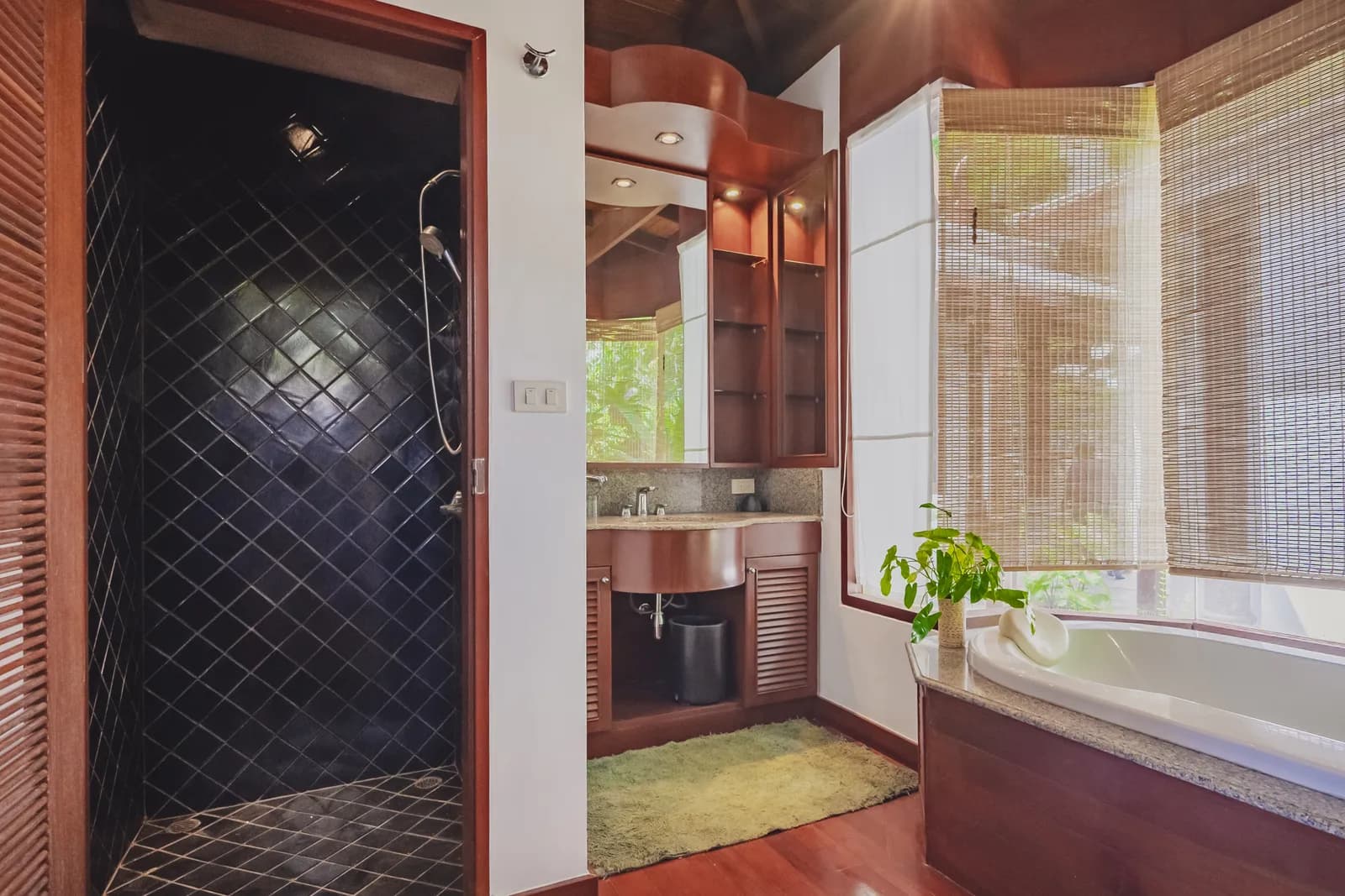 Ayara Surin | Villa de luxe 3 chambres vue mer à louer — Miniature 22