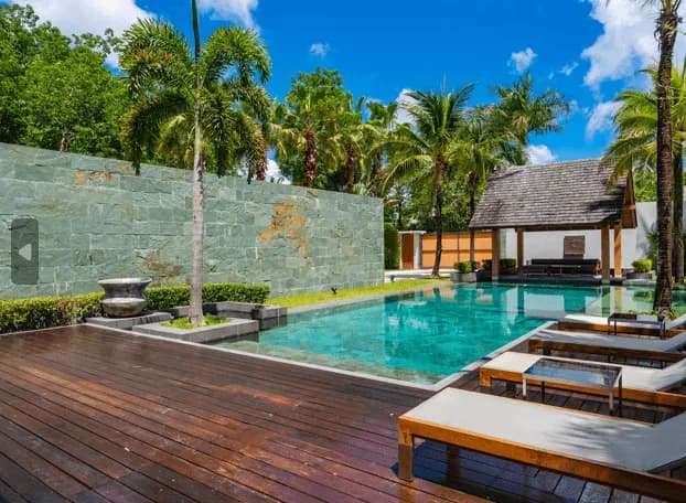 Villa 4 chambres de 1 537 m² avec piscine privée à vendre à Choeng Thale, Phuket — Photo 1
