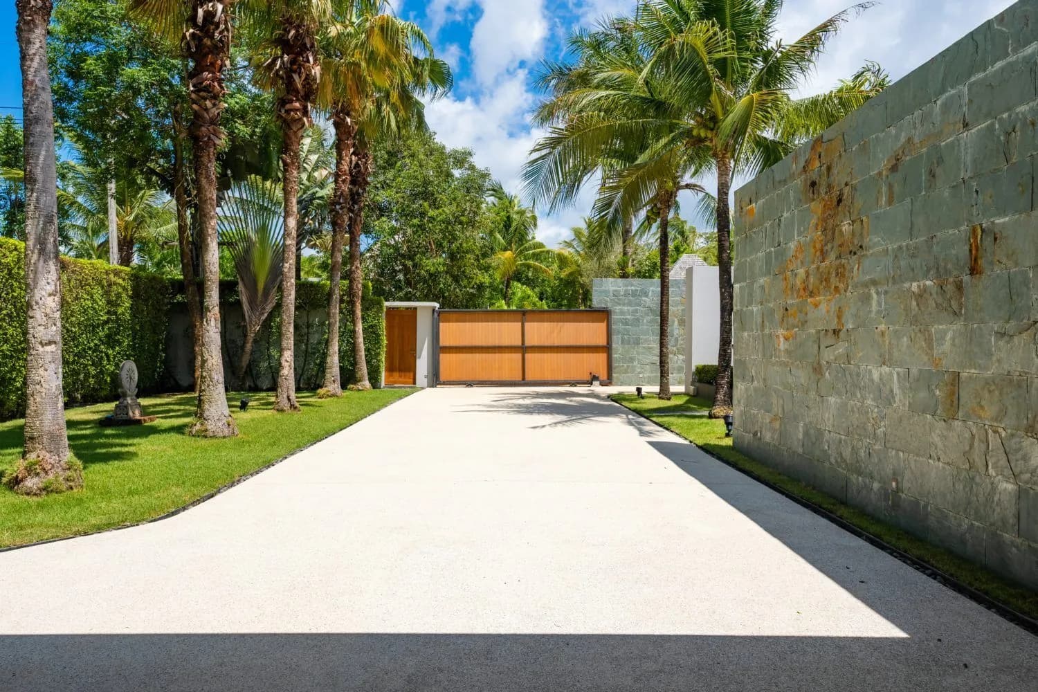 Villa 4 chambres de 1 537 m² avec piscine privée à vendre à Choeng Thale, Phuket — Miniature 4