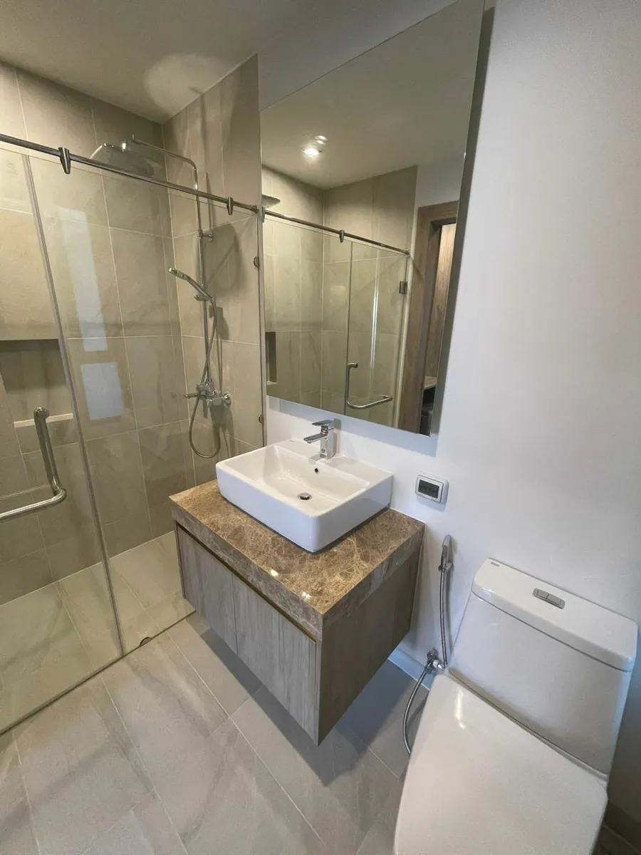 Villa 3 chambres, 3,5 salles de bain avec piscine privée à vendre à Choeng Thale, Phuket — Miniature 10
