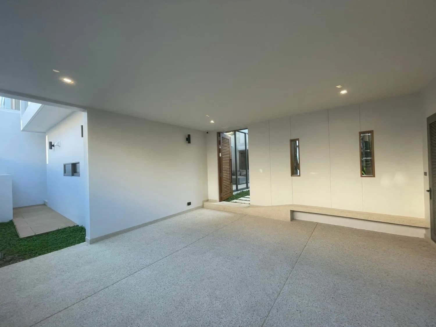 Villa 3 chambres, 3,5 salles de bain avec piscine privée à vendre à Choeng Thale, Phuket — Miniature 14