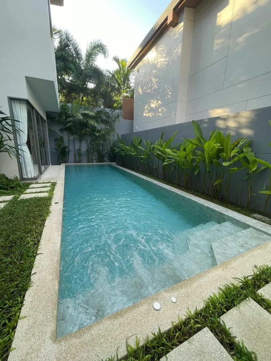 Villa 3 chambres, 3,5 salles de bain avec piscine privée à vendre à Choeng Thale, Phuket — Miniature 17