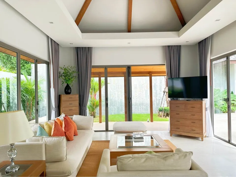 Belle villa Anchan 4 chambres avec piscine privée à louer à Choeng Thale, Thalang — Photo 1
