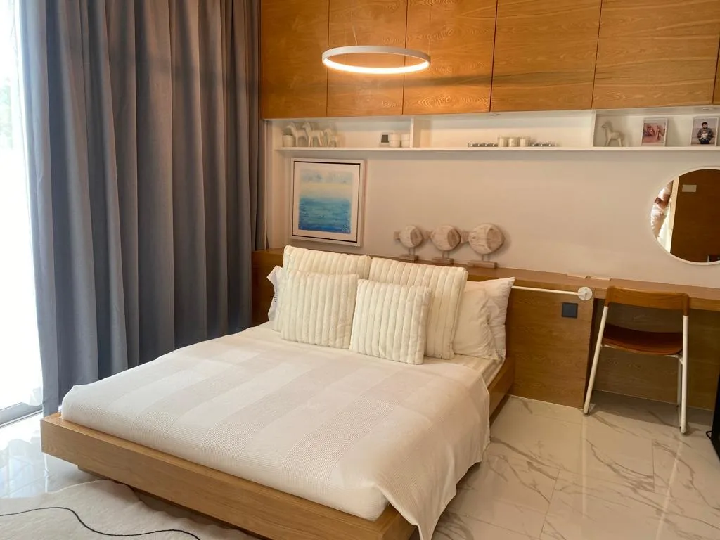 Villa neuve 3 chambres avec piscine privée à vendre à Choeng Thale, Phuket — Miniature 3