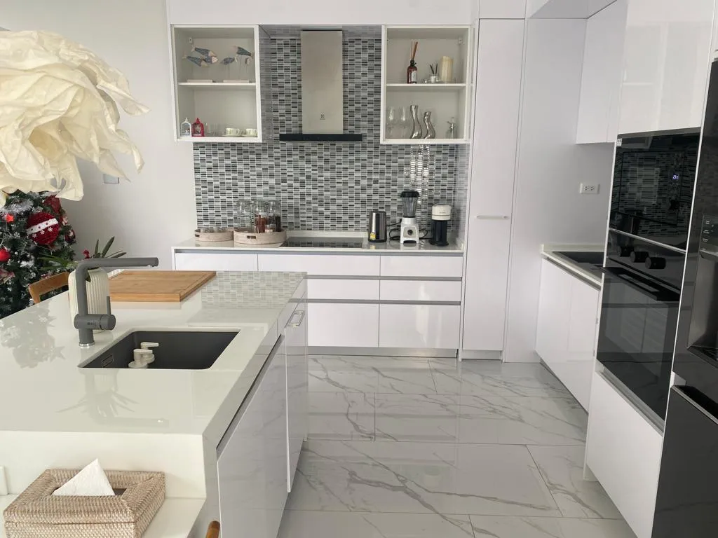 Villa neuve 3 chambres avec piscine privée à vendre à Choeng Thale, Phuket — Miniature 9