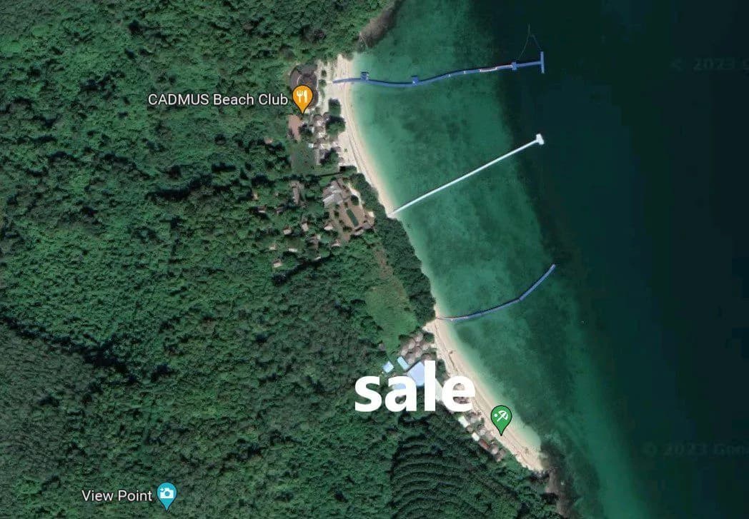 Terrain de 84 rais en bord de plage de sable à vendre sur l'île de Naka Yai, Phuket — Photo 1