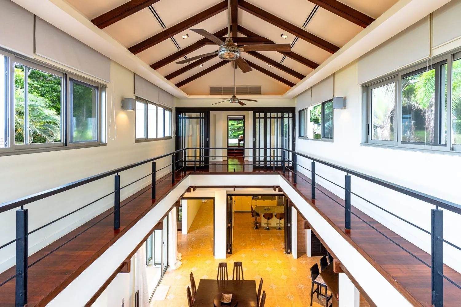 Villa vue mer 5 chambres de 2 092,4 m² à vendre à Ao Por, Phuket — Photo 1