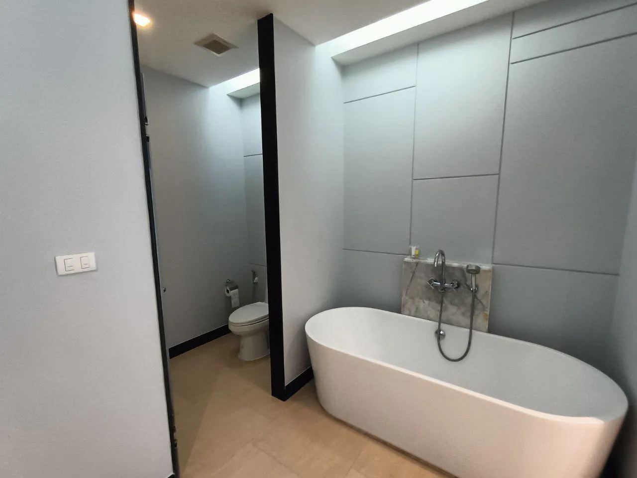 Boutique Pool Villa 3 chambres de 360,80 m² avec piscine privée à vendre à Choeng Thale, Phuket — Miniature 8