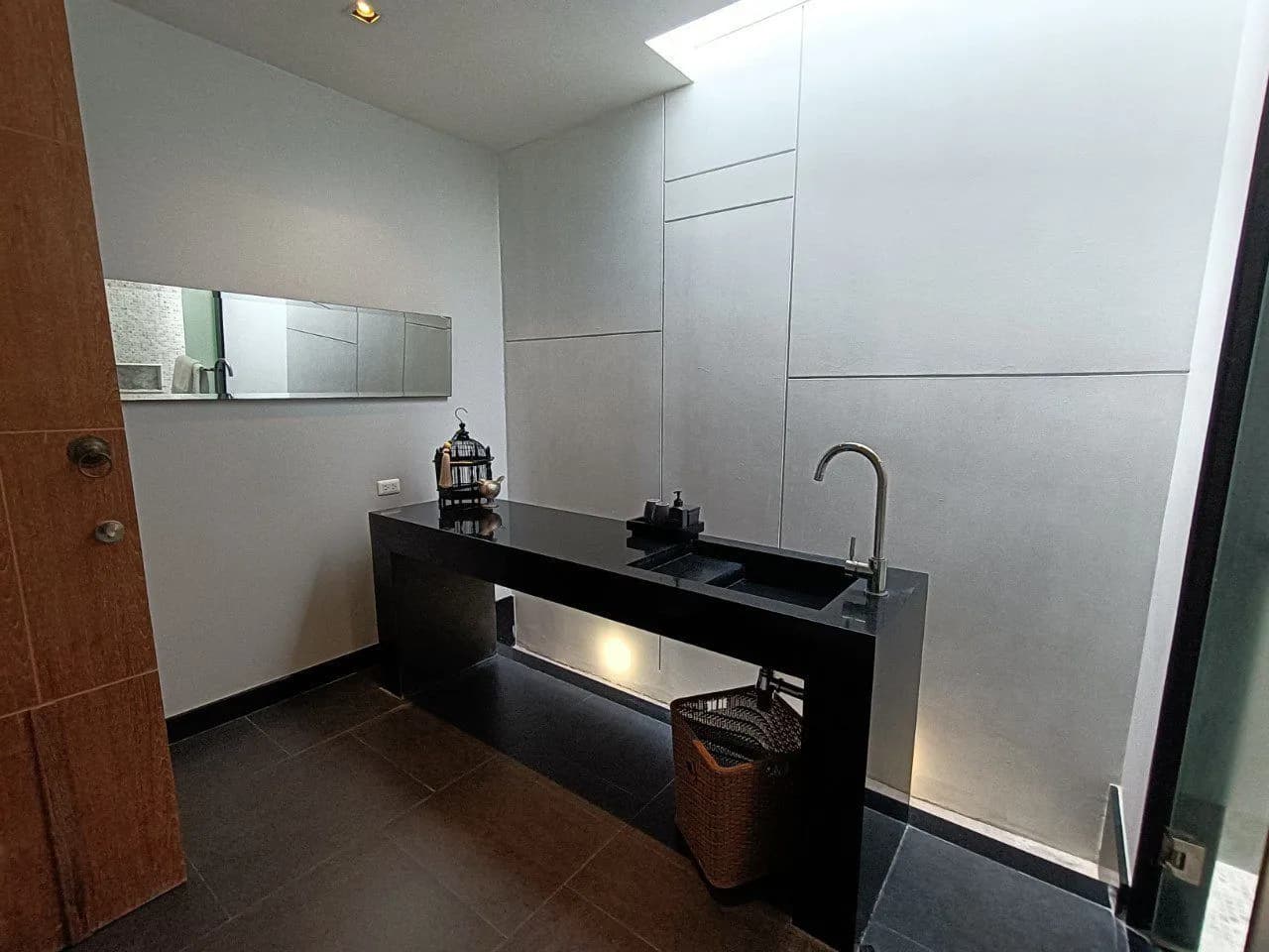 Villa 2 chambres avec piscine privée, terrain de 223 m², à vendre à Choeng Thale, Phuket — Miniature 3