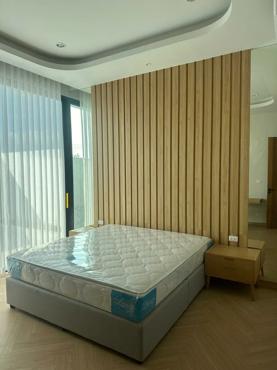 Villa 4 chambres, 4 salles de bain à vendre avec piscine privée à Choeng Thale, Phuket — Miniature 10