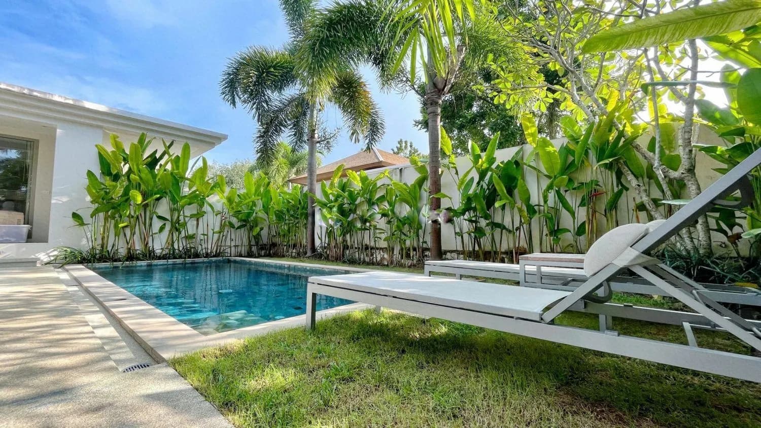 Trichada – Villa avec piscine 3 chambres à louer à Choeng Thale — Photo 1