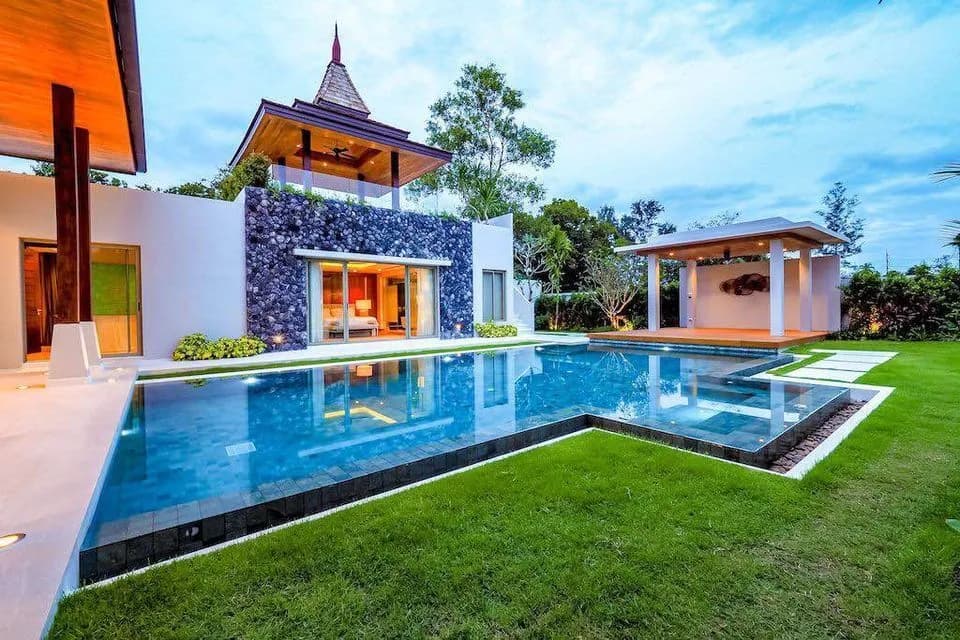 Botanica Bangtao – Villa 4 chambres avec piscine privée à louer à Choeng Thale — Miniature 9