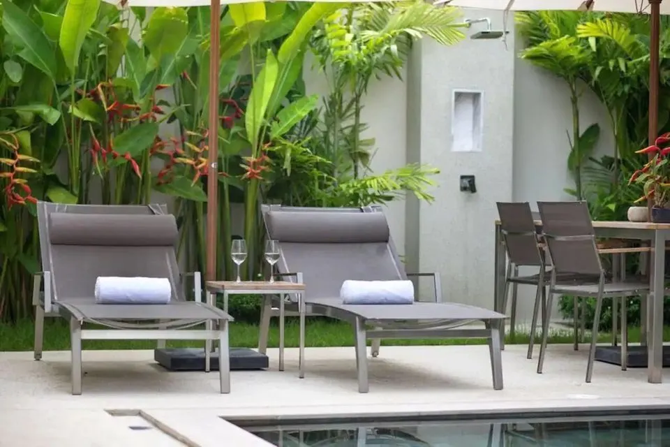 Trichada Villa – 3 chambres avec piscine privée à louer à Choeng Thale — Photo 1