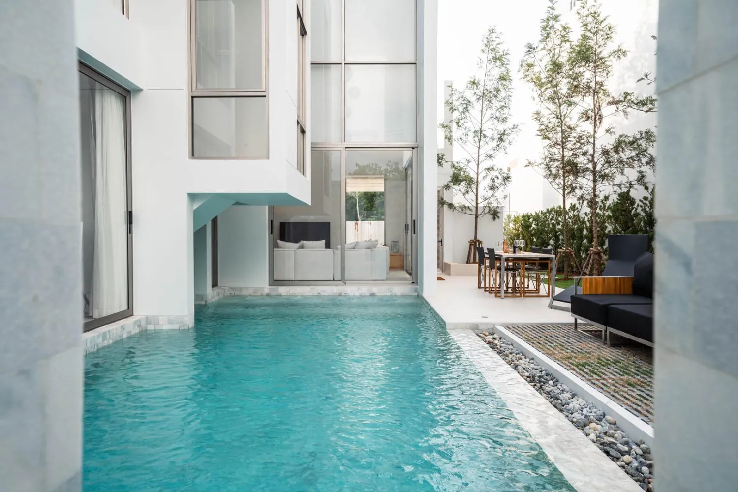 Luxpride by Wallaya – Villa 3 chambres de 377 m² à vendre à Choeng Thale, Phuket — Photo 1