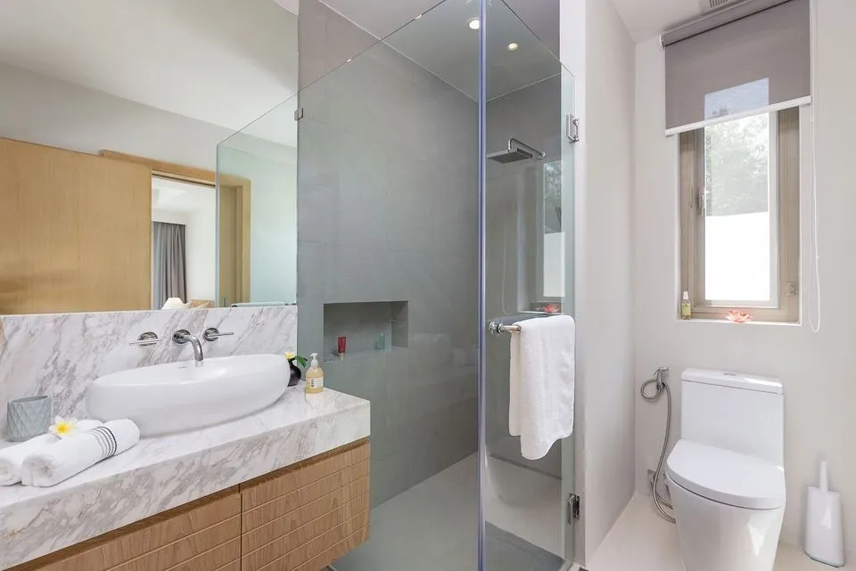 Trichada Villa – 3 chambres avec piscine privée à louer à Choeng Thale — Miniature 3