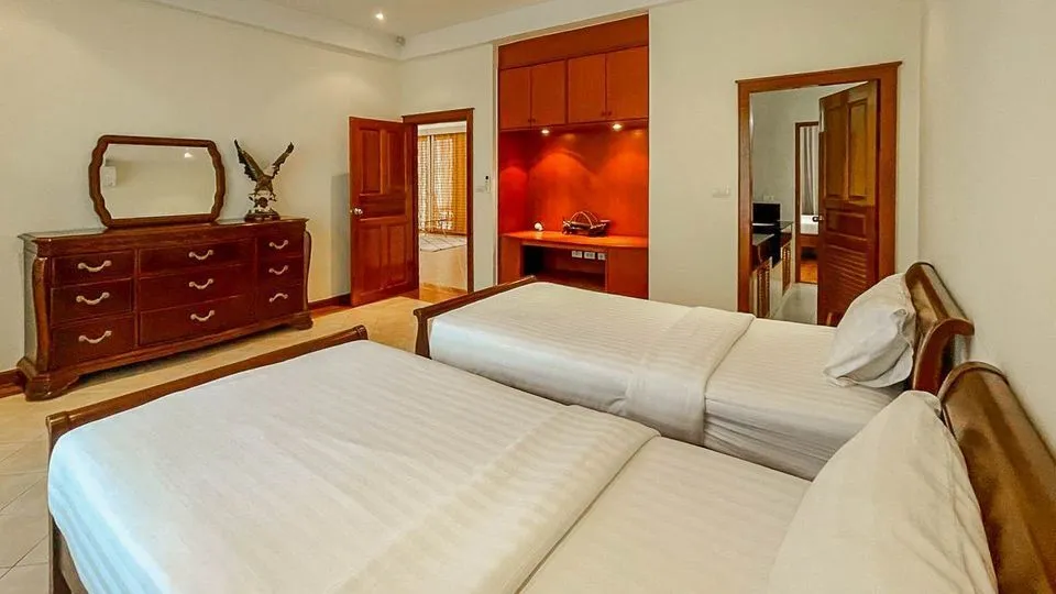 Laguna vue lac – 4 chambres avec piscine privée à louer à Choeng Thale — Miniature 9