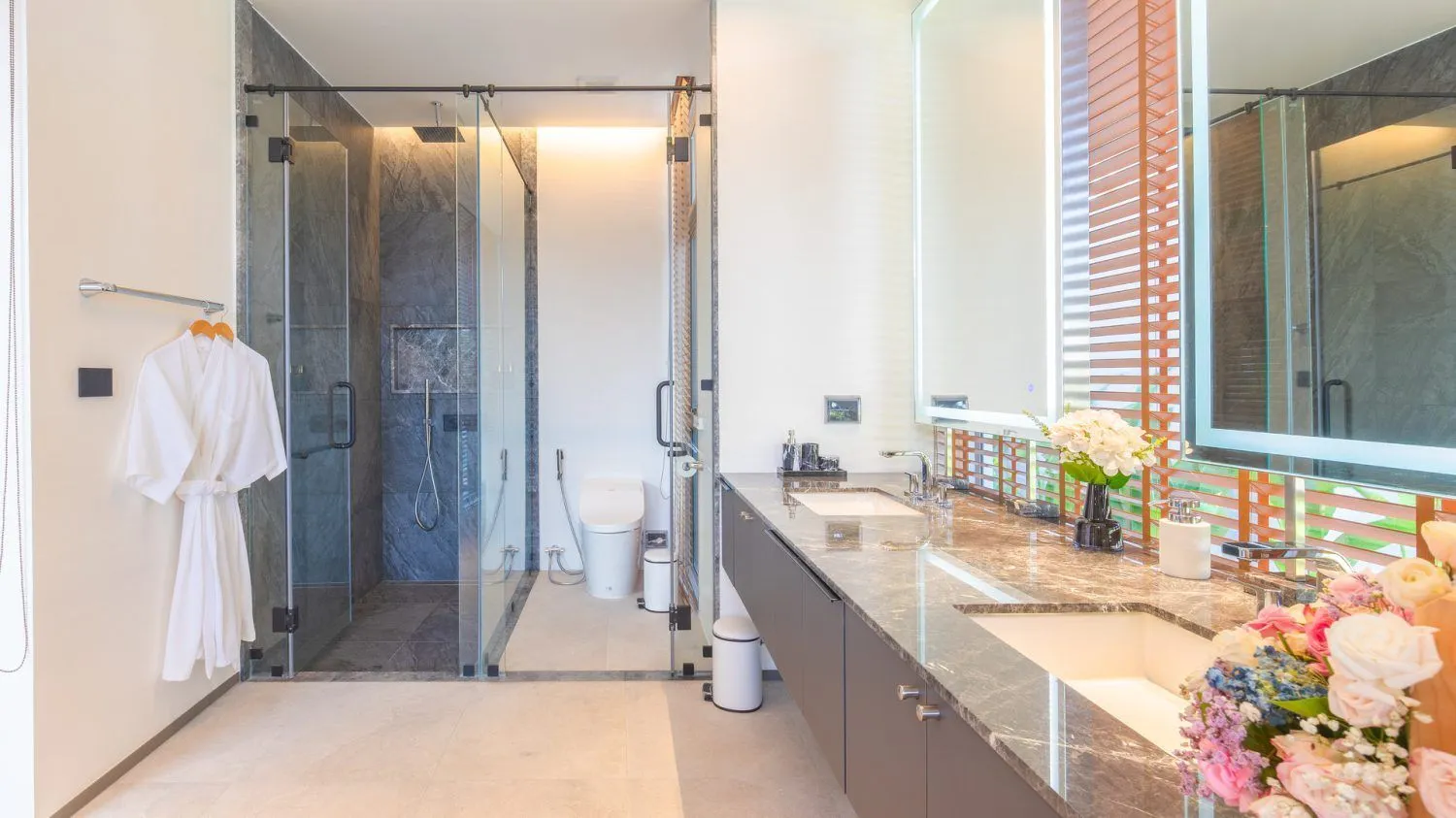Zenithy Luxe Villas – Villas avec piscine 4 chambres exclusives à vendre près de Bang Tao Beach, Phuket — Miniature 9